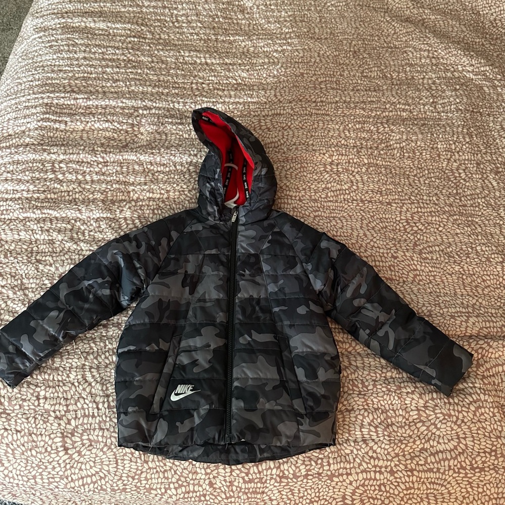 Nike Black and Gray Puffer Jacket with Hood